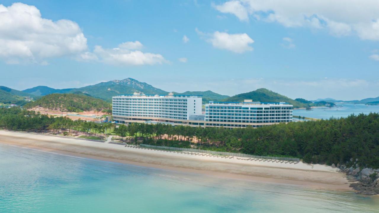 C-One Resort Jaeundo Sinan Luaran gambar