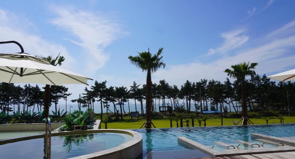 C-One Resort Jaeundo Sinan Luaran gambar